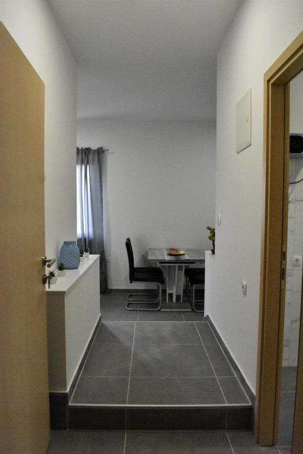 Apartmani Skorpion Kaštela Exteriör bild
