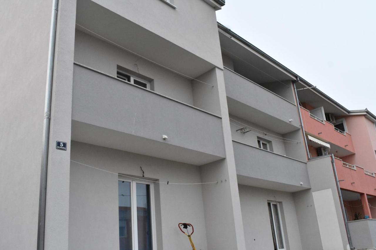 Apartmani Skorpion Kaštela Exteriör bild