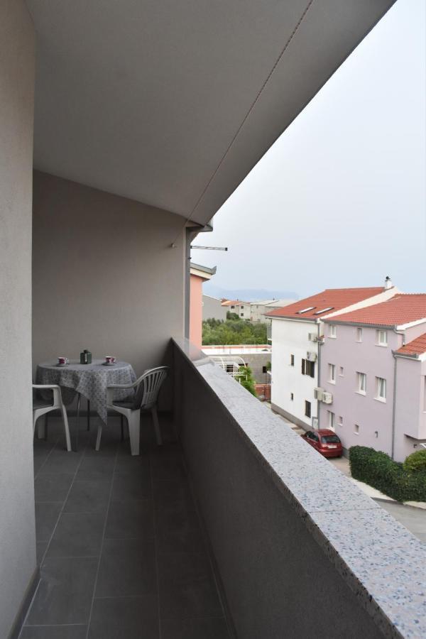 Apartmani Skorpion Kaštela Exteriör bild