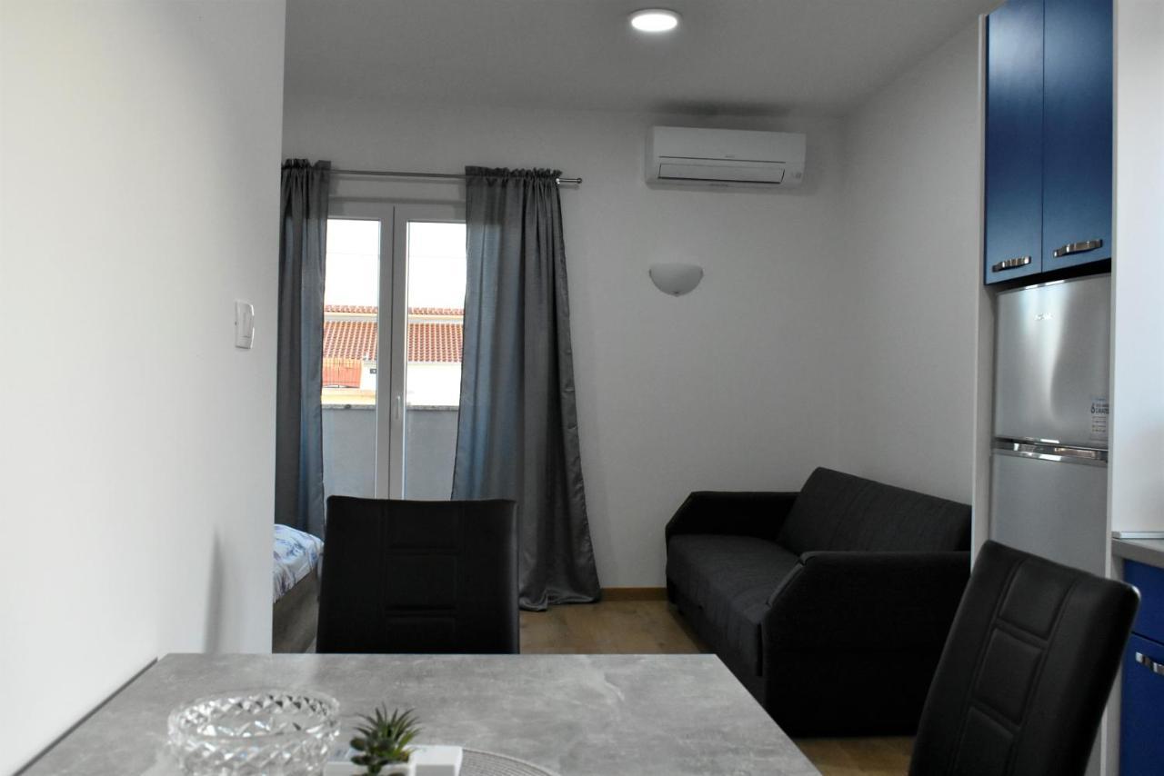 Apartmani Skorpion Kaštela Exteriör bild