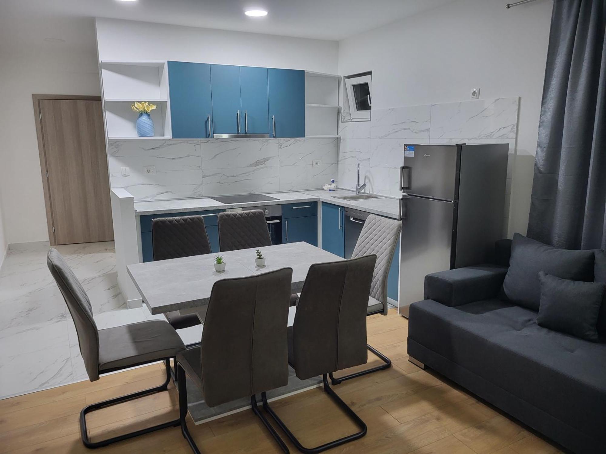 Apartmani Skorpion Kaštela Exteriör bild